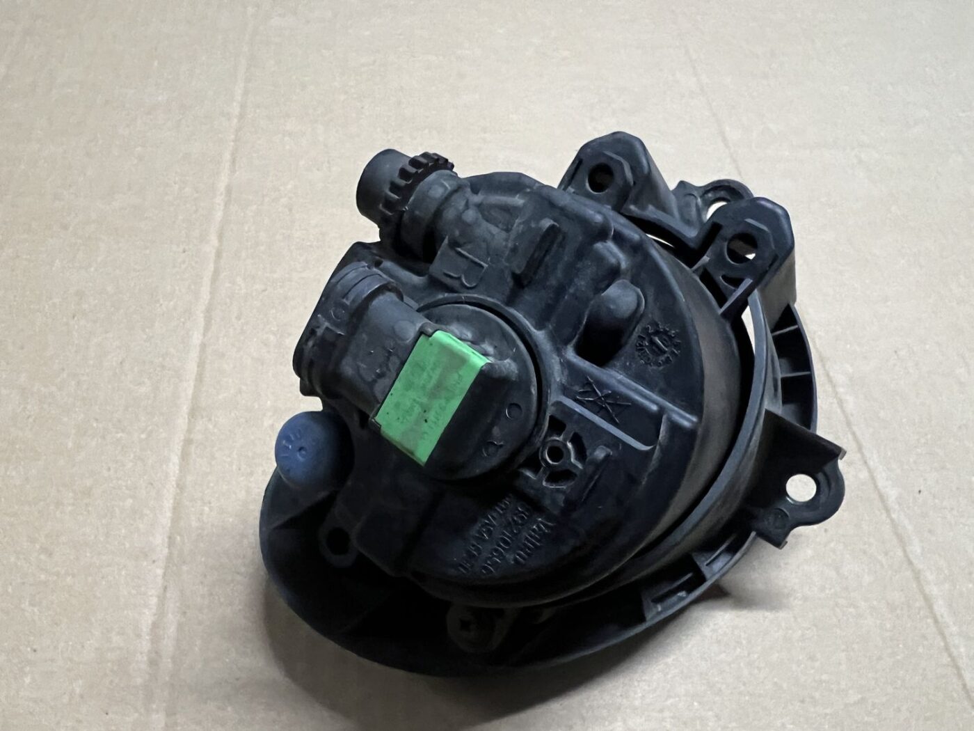 Miglas lukturis priekšā labajā pusē priekš TOYOTA AVENSIS 2010 3 Miglas lukturis priekšā labajā pusē priekš TOYOTA AVENSIS 2010