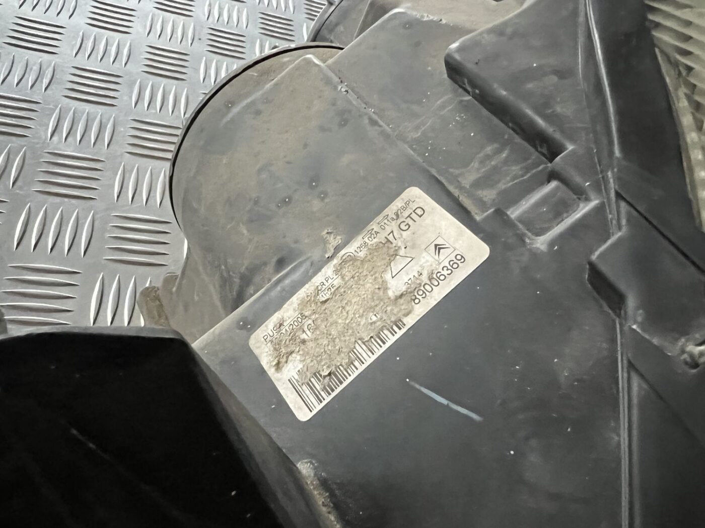 Priekšējais kreisais lukturis priekš CITROEN C8 2005 6 Priekšējais kreisais lukturis priekš CITROEN C8 2005