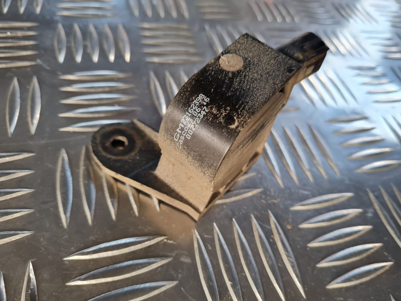 Lukturu diapazona korekcijas sensors, aizmugurē priekš OPEL INSIGNIA 2016 3 Lukturu diapazona korekcijas sensors, aizmugurē priekš OPEL INSIGNIA 2016