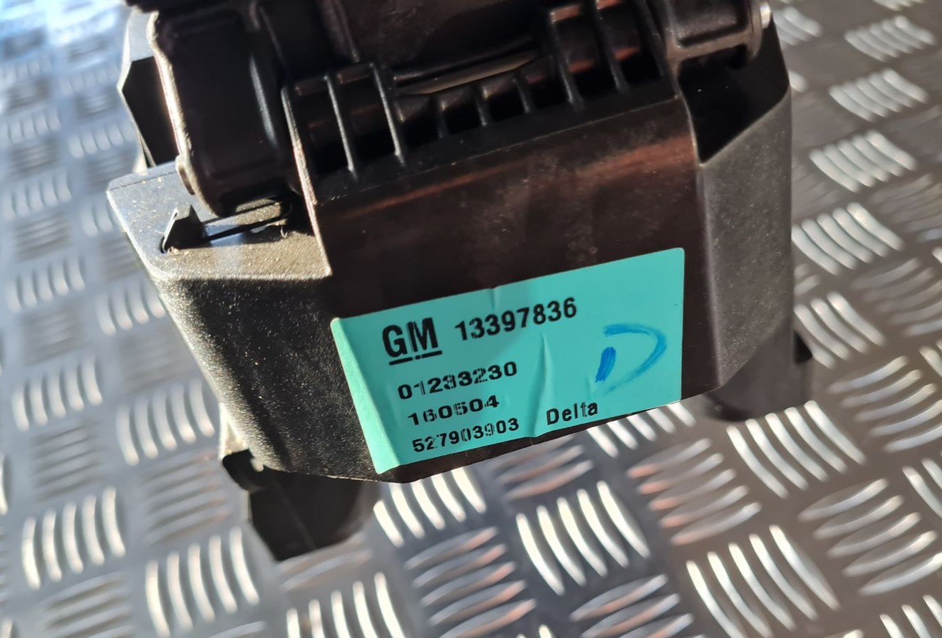 Ātrumu pārslēgšanas slēdzis priekš OPEL INSIGNIA 2016 7 Ātrumu pārslēgšanas slēdzis priekš OPEL INSIGNIA 2016