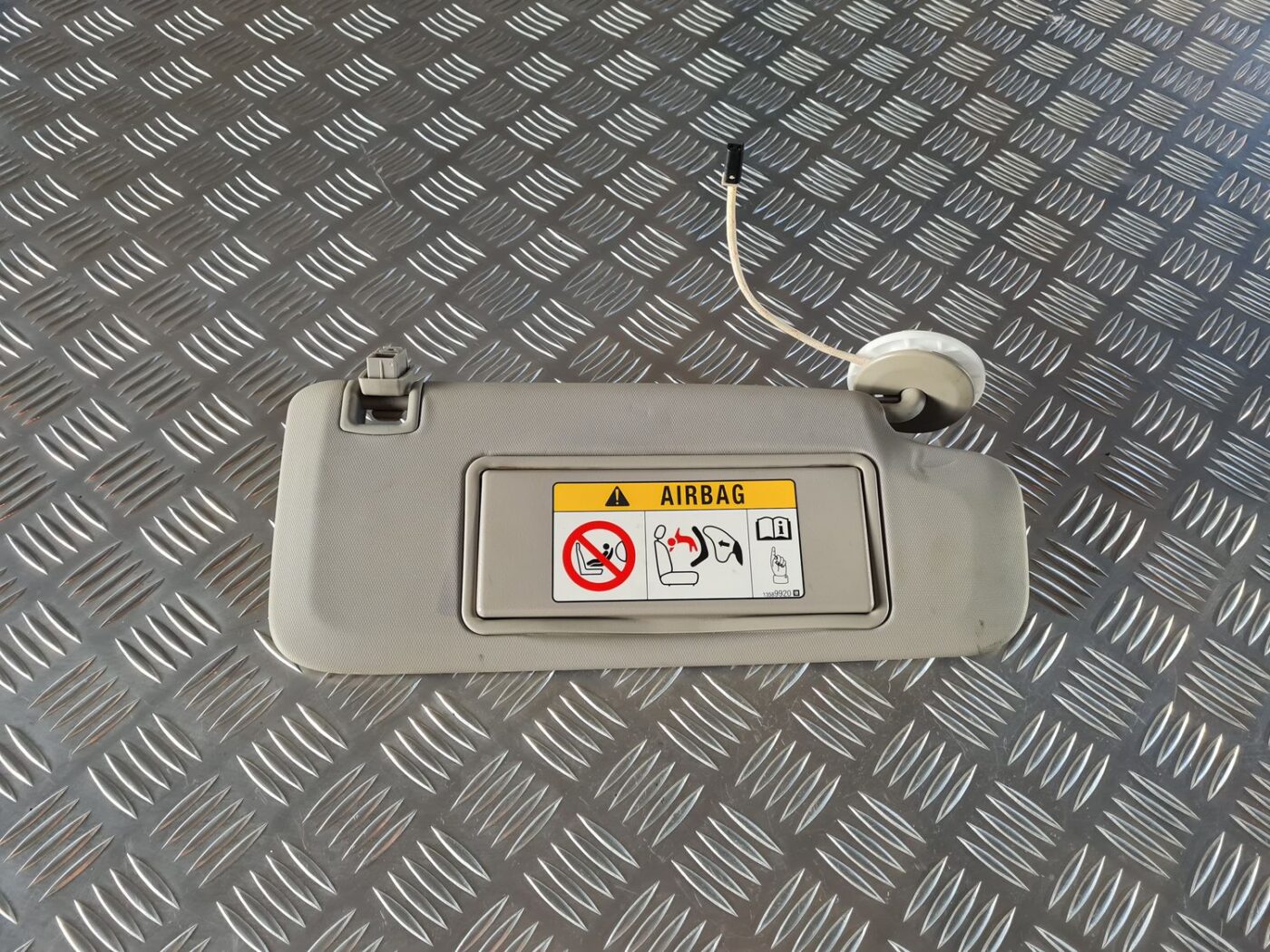 Saules aizsargs priekš OPEL INSIGNIA 2016