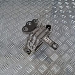 Dzinēja spilvens priekš OPEL INSIGNIA 2016