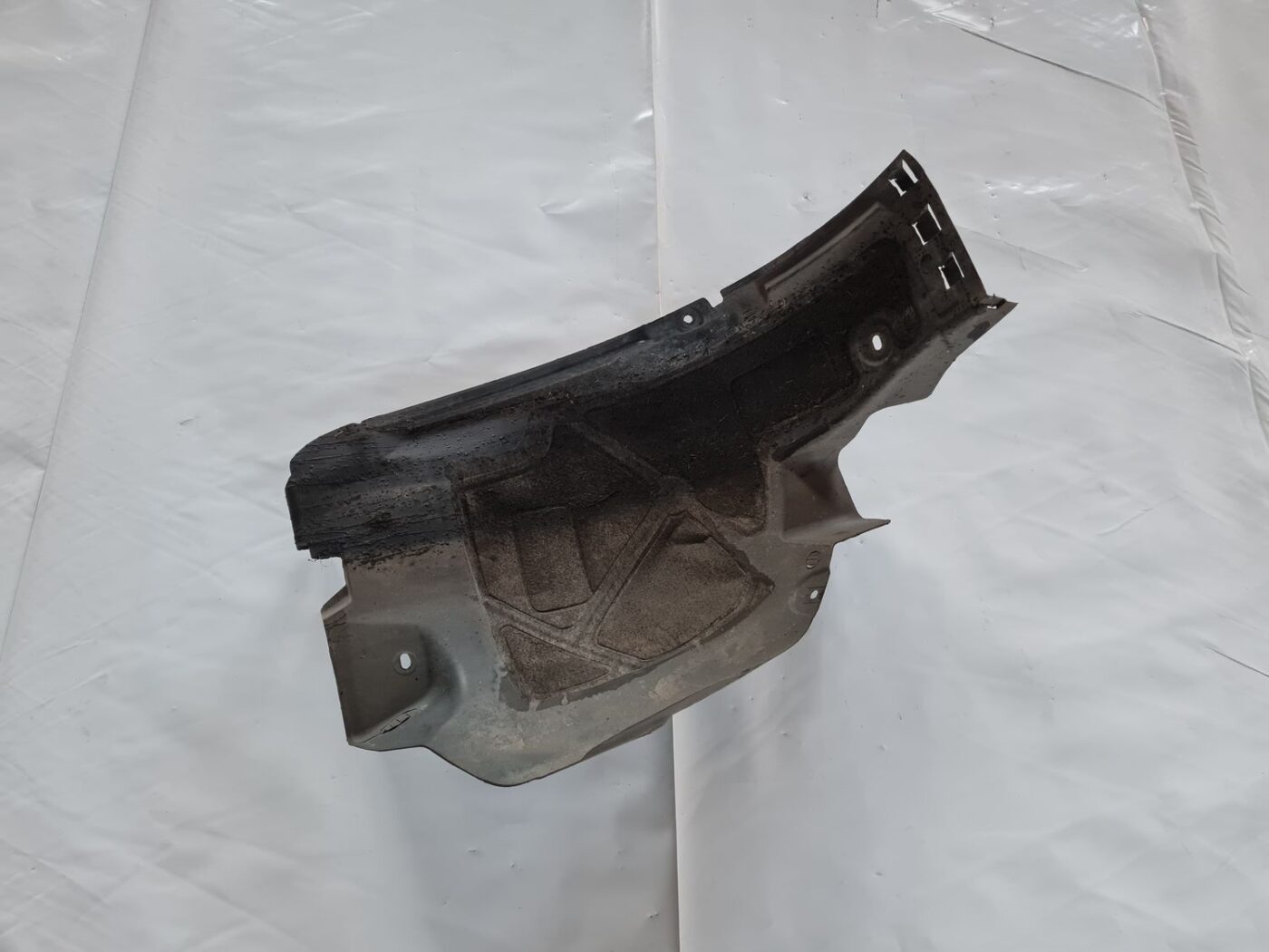 Priekšējais labais paspārns priekš OPEL INSIGNIA 2016 1 Priekšējais labais paspārns priekš OPEL INSIGNIA 2016