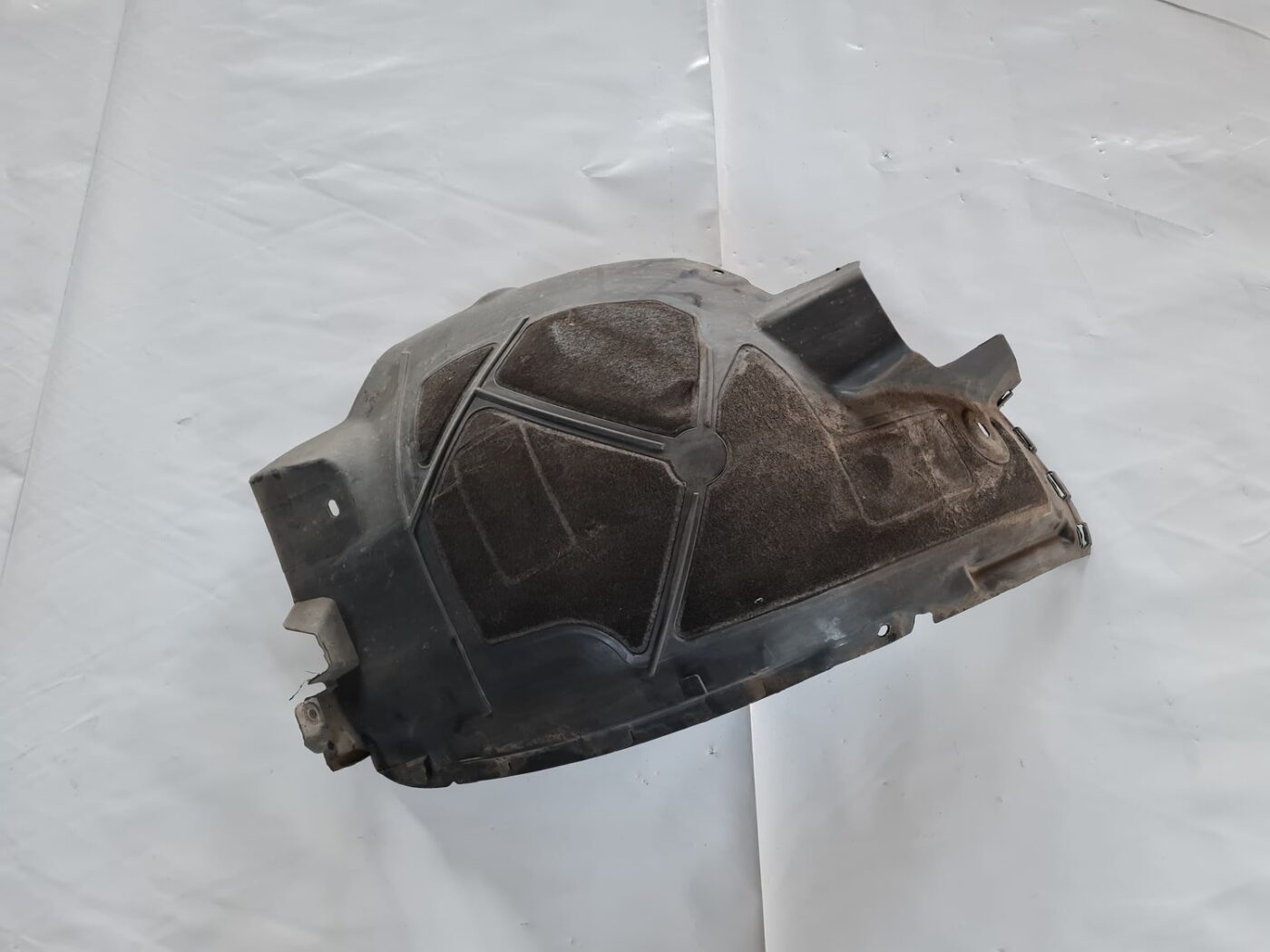 Priekšējais labais paspārns priekš OPEL INSIGNIA 2016 2 Priekšējais labais paspārns priekš OPEL INSIGNIA 2016