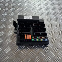 Drošinātāju bloks priekš OPEL VECTRA C 2008