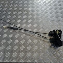 Aizmugurējo labo durvju slēdzene priekš OPEL VECTRA C 2008