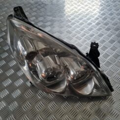 Priekšējais labais lukturis priekš OPEL VECTRA C 2008