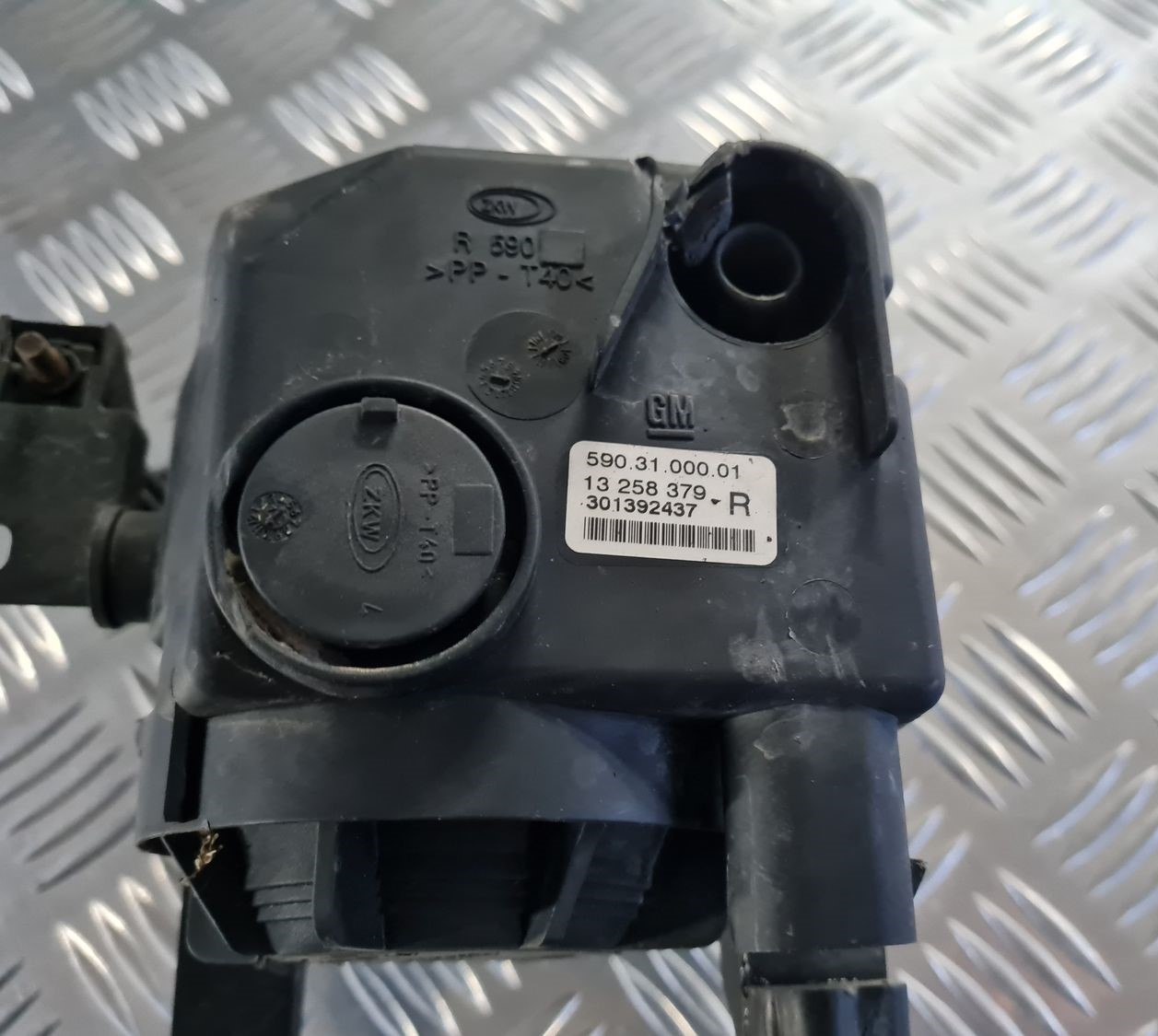 Miglas lukturis priekšā labajā pusē priekš OPEL VECTRA C 2008 3 Miglas lukturis priekšā labajā pusē priekš OPEL VECTRA C 2008