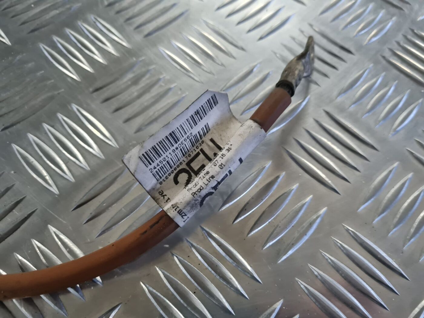 Pozitīvais elektrovads priekš OPEL VECTRA C 2008 2 Pozitīvais elektrovads priekš OPEL VECTRA C 2008