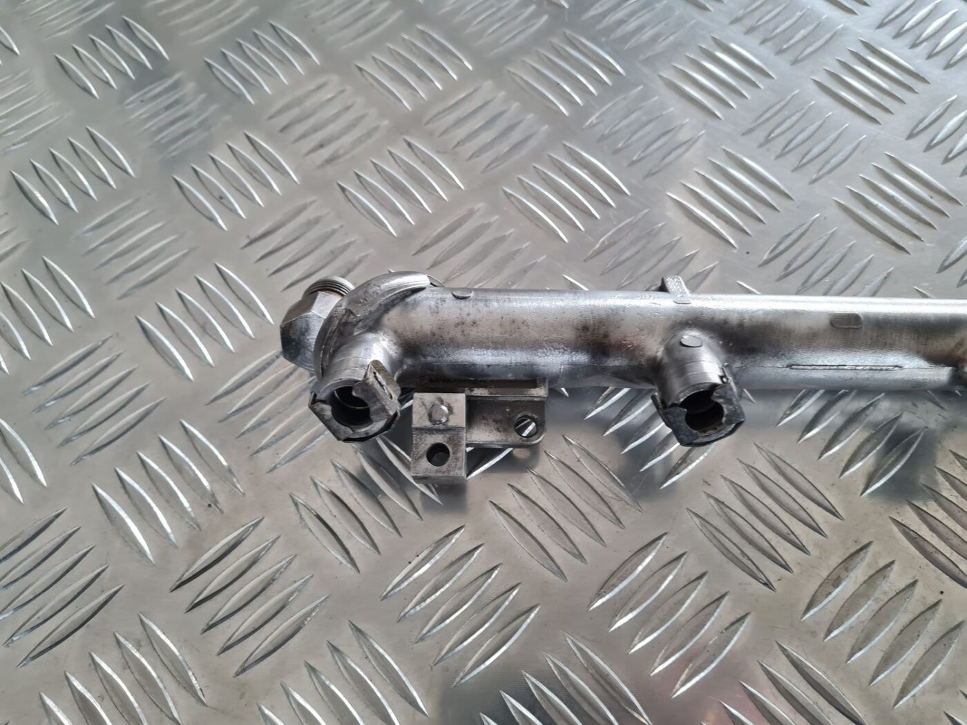 Degvielas sadales caurule priekš OPEL VECTRA C 2002 5 Degvielas sadales caurule priekš OPEL VECTRA C 2002