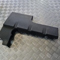 Dzinēja dekoratīva vāka daļa priekš OPEL VECTRA C 2002