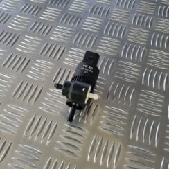 Mazgātāja šķidruma sūknis priekš VW GOLF IV 1999