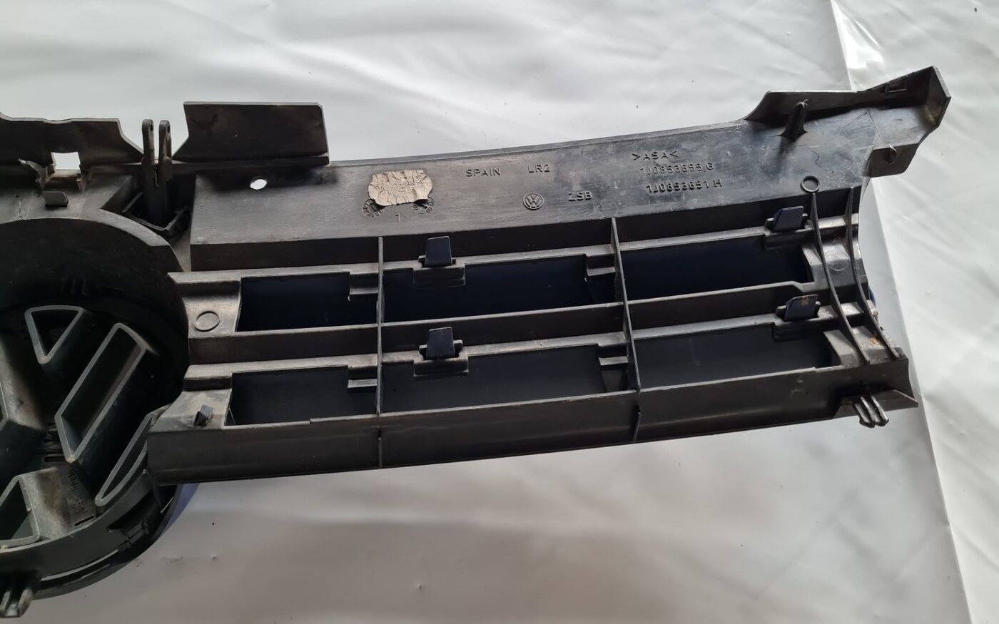 Bufera reste priekš VW GOLF IV 1999 3 Bufera reste priekš VW GOLF IV 1999