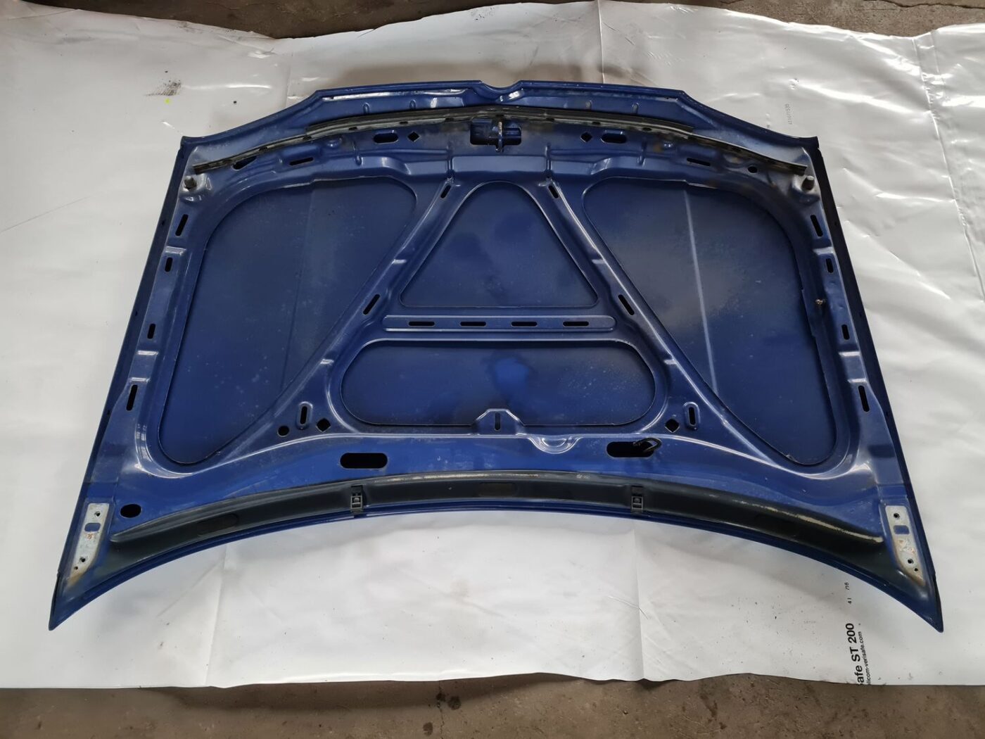 Pārsegs priekš VW GOLF IV 1999 2 Pārsegs priekš VW GOLF IV 1999