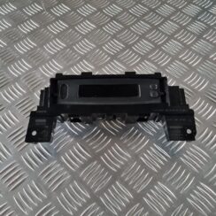 Displejs priekš RENAULT LAGUNA 2008