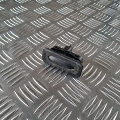 Bagažnieka vāka rokturis priekš RENAULT LAGUNA 2008