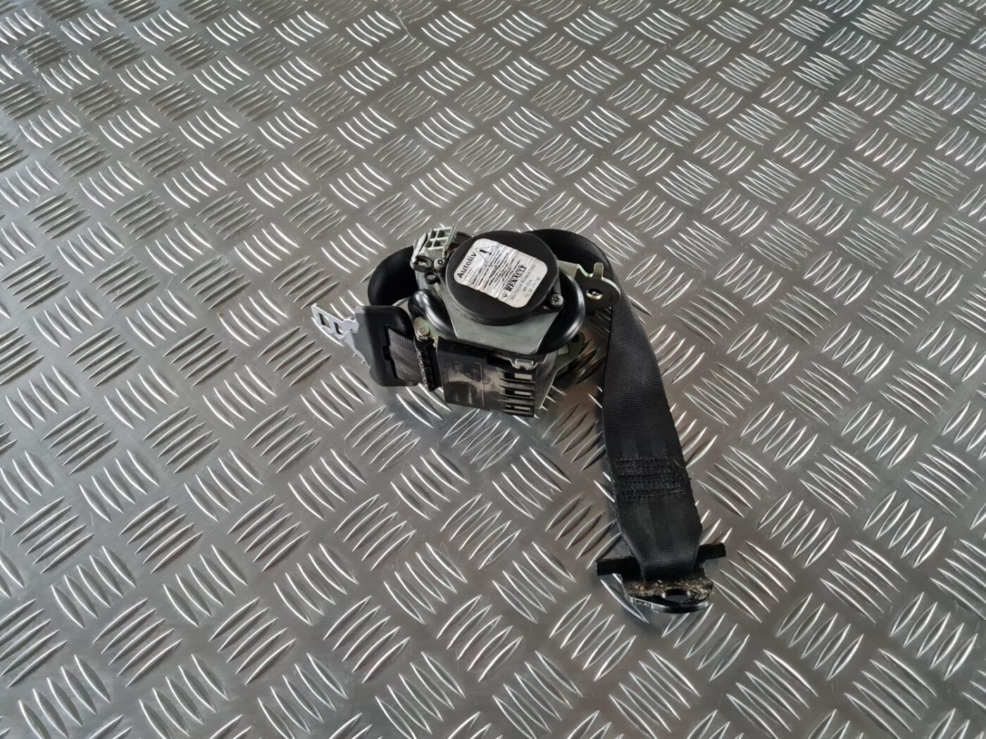 Aizmugurējā labā drošības josta priekš RENAULT LAGUNA 2008