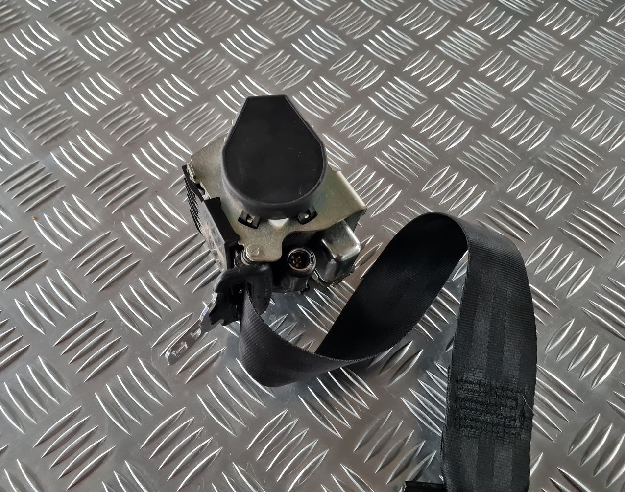 Aizmugurējā labā drošības josta priekš RENAULT LAGUNA 2008