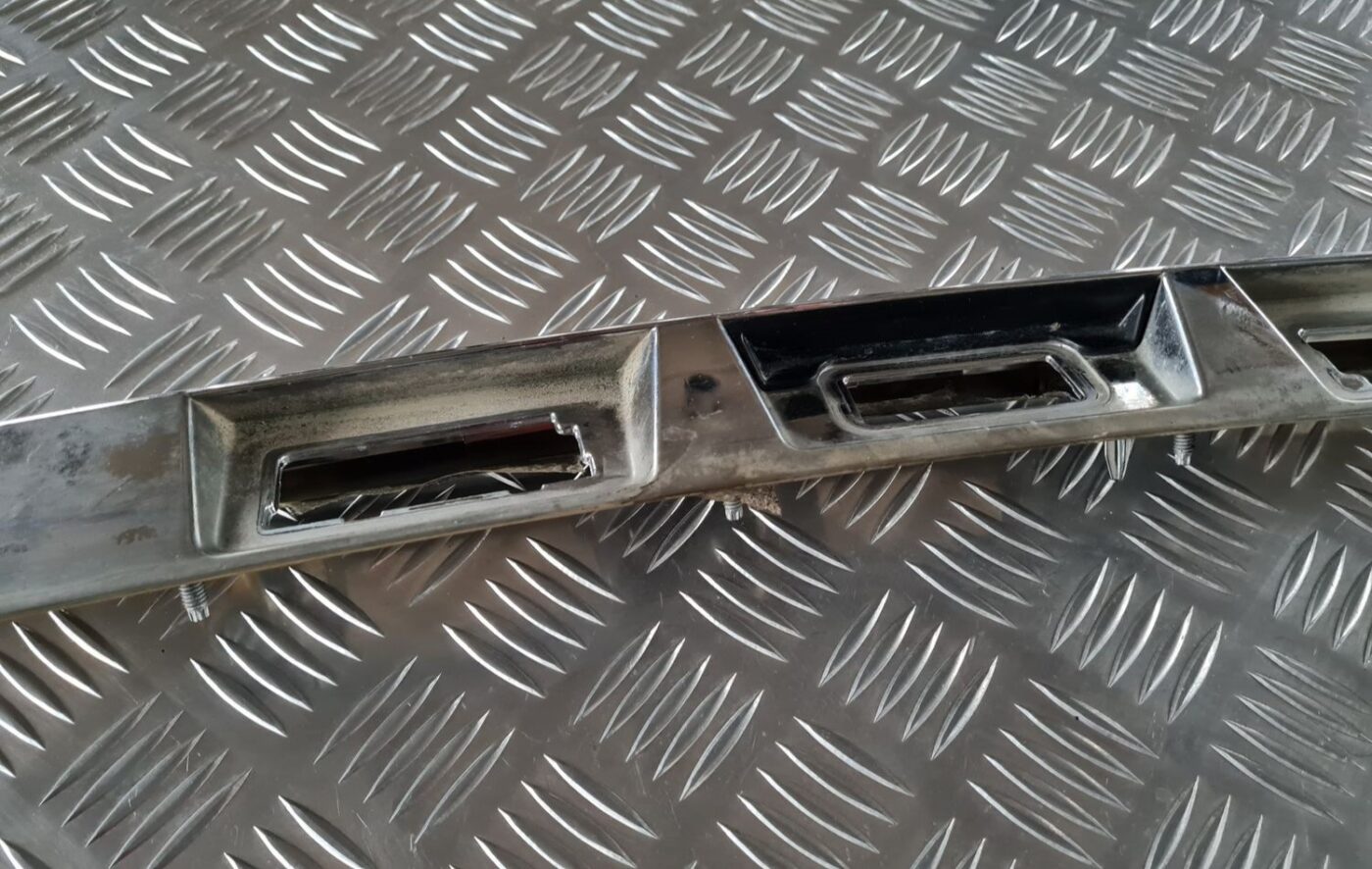 Numura zīmes gaismas uzlika komplektā priekš RENAULT LAGUNA 2008 2 Numura zīmes gaismas uzlika komplektā priekš RENAULT LAGUNA 2008