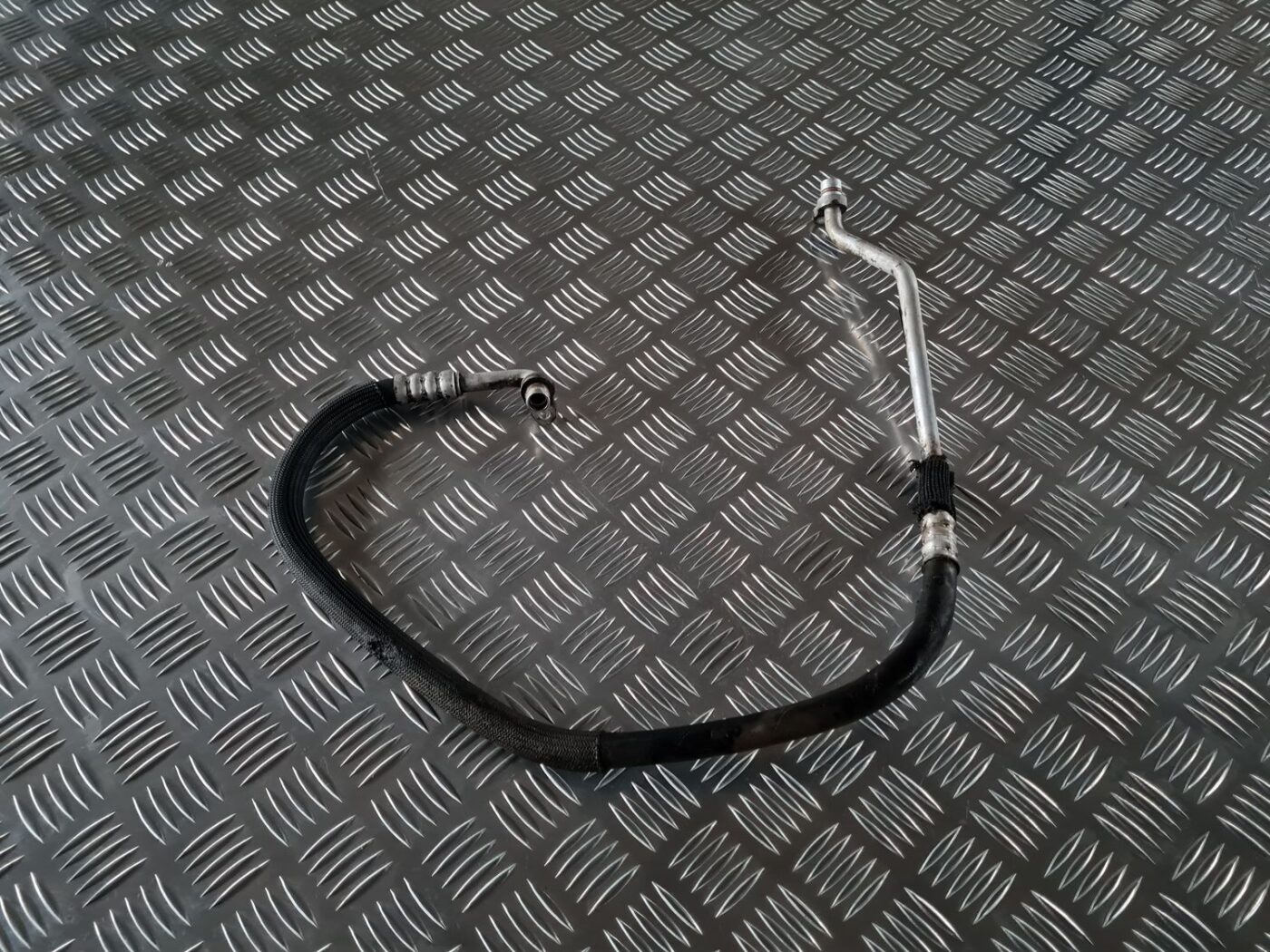 Gaisa kondicioniera caurule priekš RENAULT LAGUNA 2008