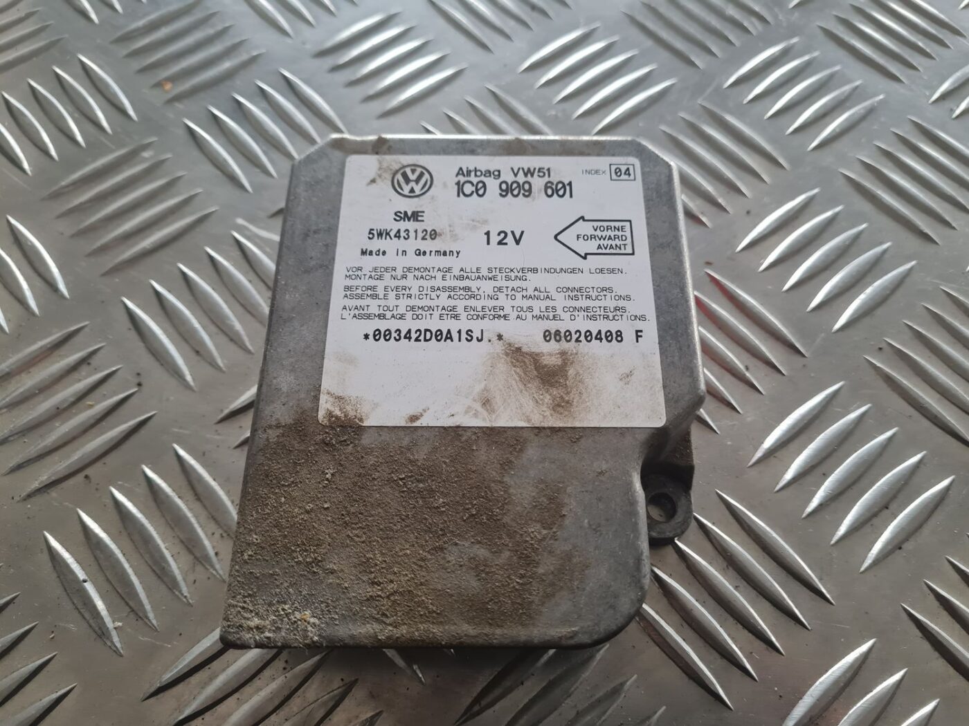 Drošības spilvena vadības bloks priekš SKODA OCTAVIA 2002 2 Drošības spilvena vadības bloks priekš SKODA OCTAVIA 2002