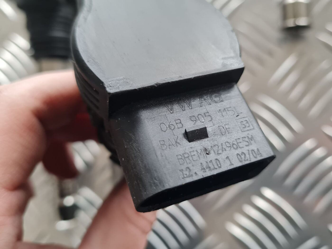 Augstsprieguma spole priekš SKODA OCTAVIA 2002 8 Augstsprieguma spole priekš SKODA OCTAVIA 2002