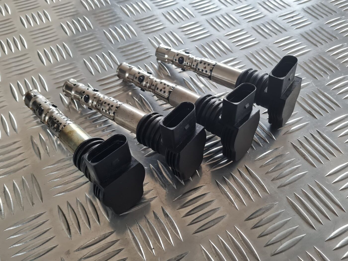 Augstsprieguma spole priekš SKODA OCTAVIA 2002 3 Augstsprieguma spole priekš SKODA OCTAVIA 2002