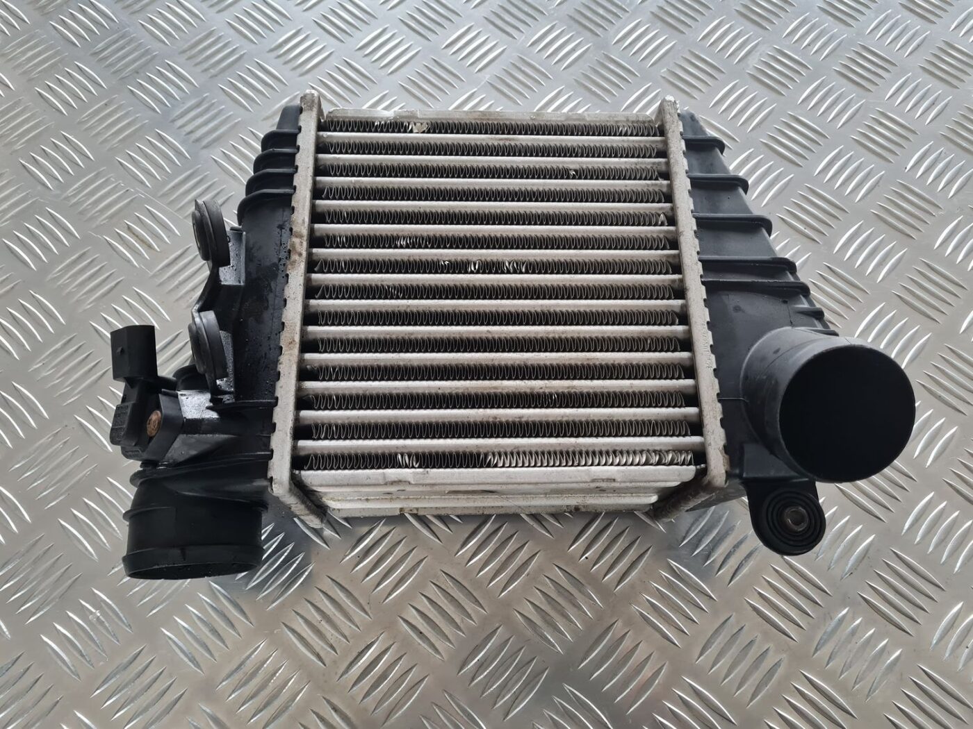 Interkūleris priekš SKODA OCTAVIA 2002 2 Interkūleris priekš SKODA OCTAVIA 2002