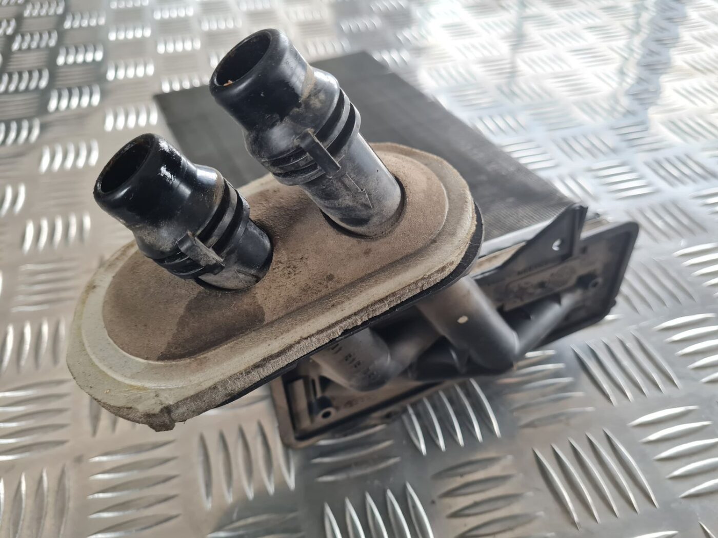 Apsildes sistēmas radiators priekš SKODA OCTAVIA 2002 7 Apsildes sistēmas radiators priekš SKODA OCTAVIA 2002