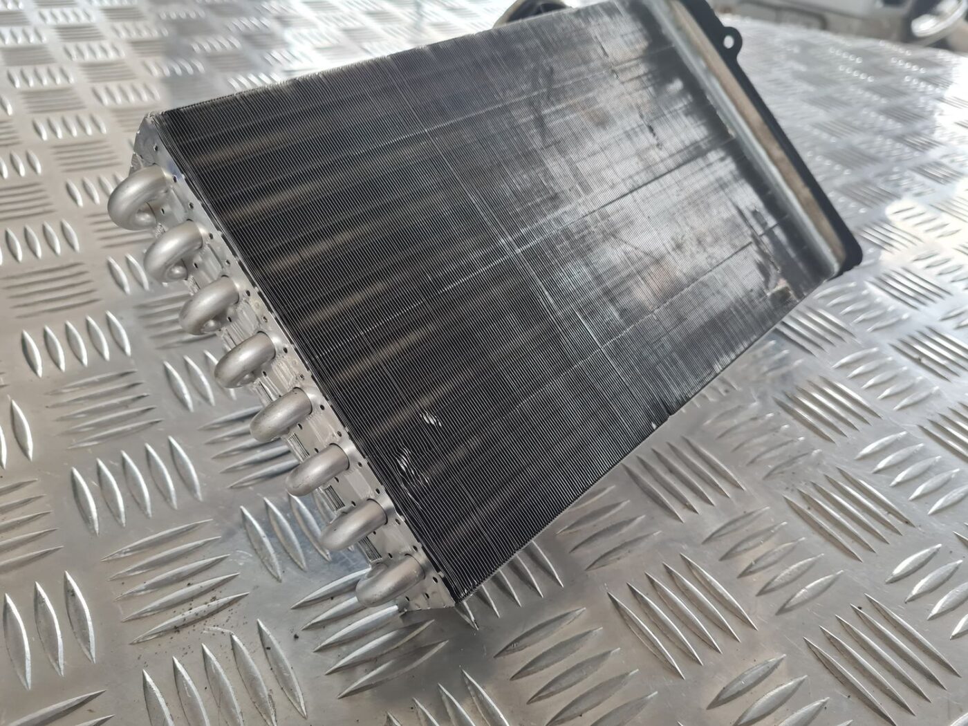 Apsildes sistēmas radiators priekš SKODA OCTAVIA 2002 4 Apsildes sistēmas radiators priekš SKODA OCTAVIA 2002