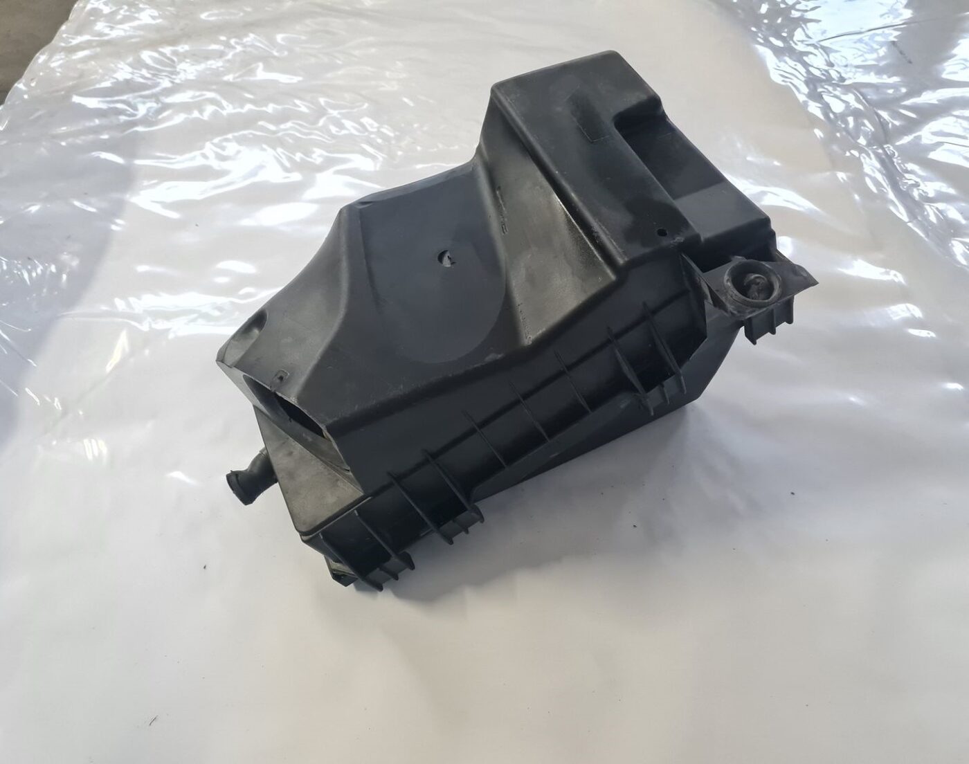 Gaisa filtra korpuss priekš SKODA OCTAVIA 2002