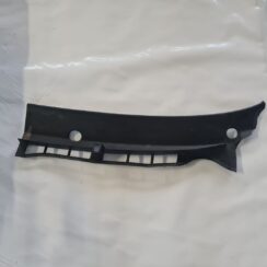 Vējstikla uzlikas (deflektora) režģis priekš SKODA OCTAVIA 2002