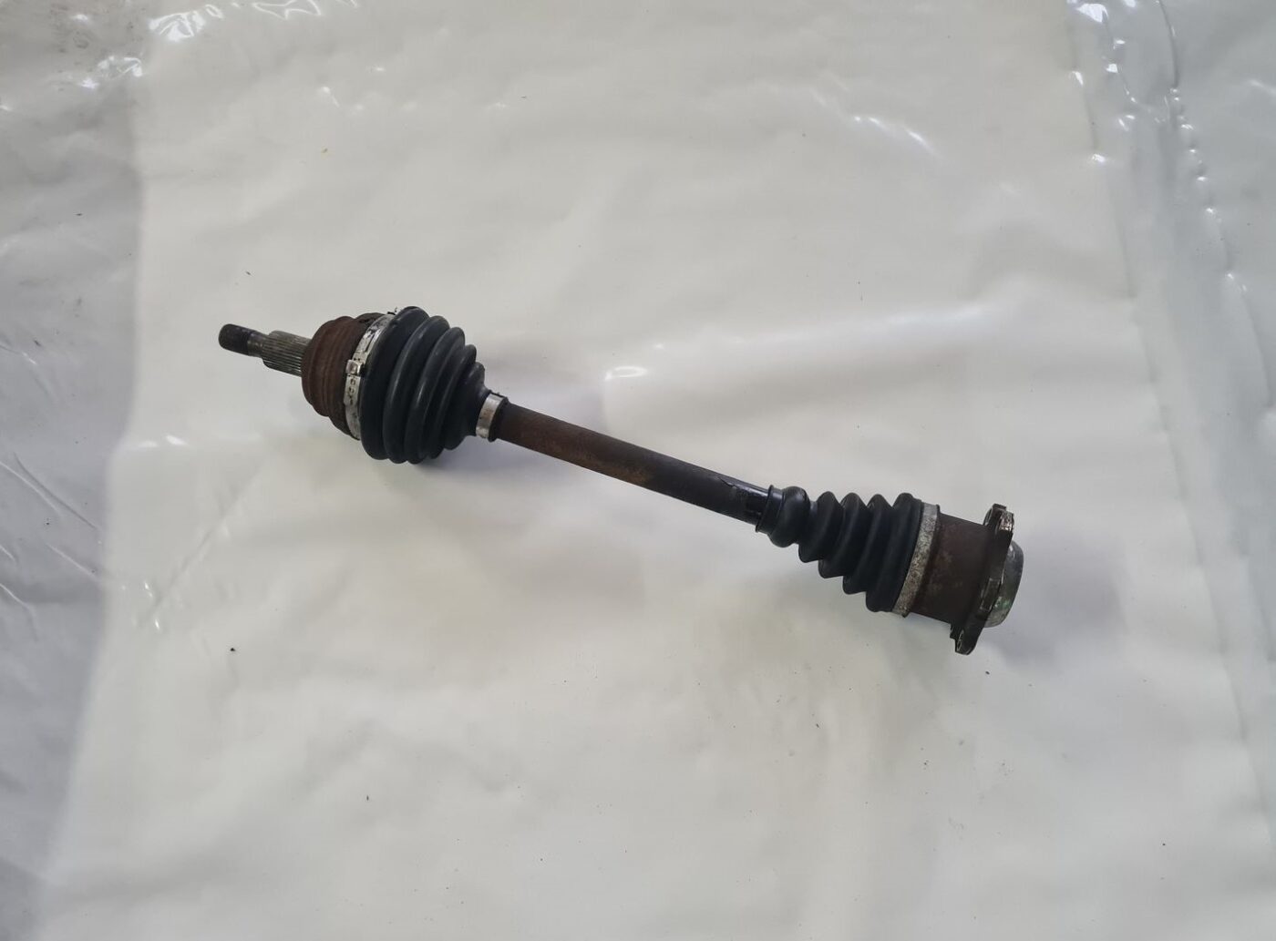 Pusass priekšējā kreisā priekš SKODA OCTAVIA 2002