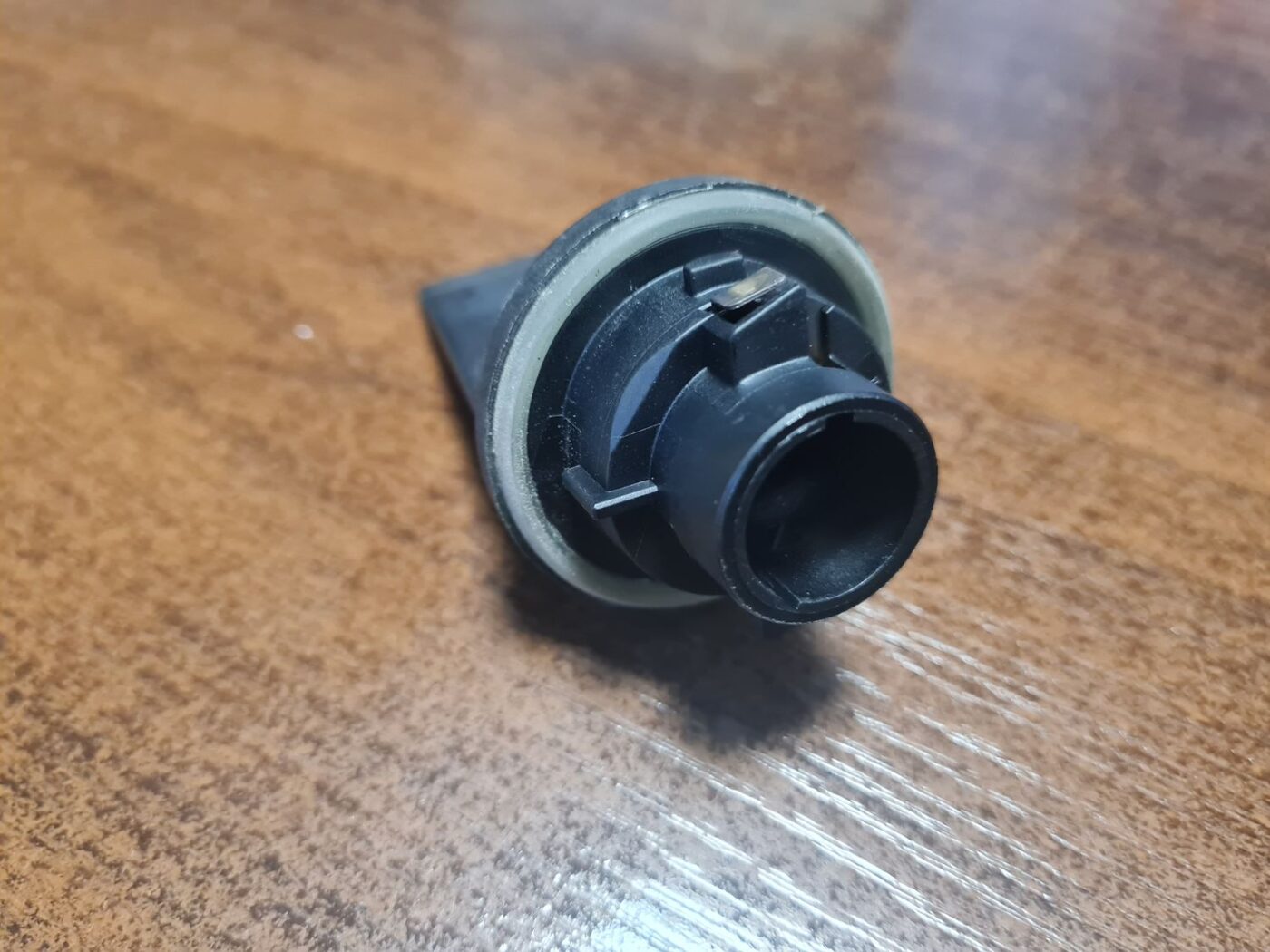 Spuldzes ligzda priekš BMW 530D E61 2006 TOURING BLUE