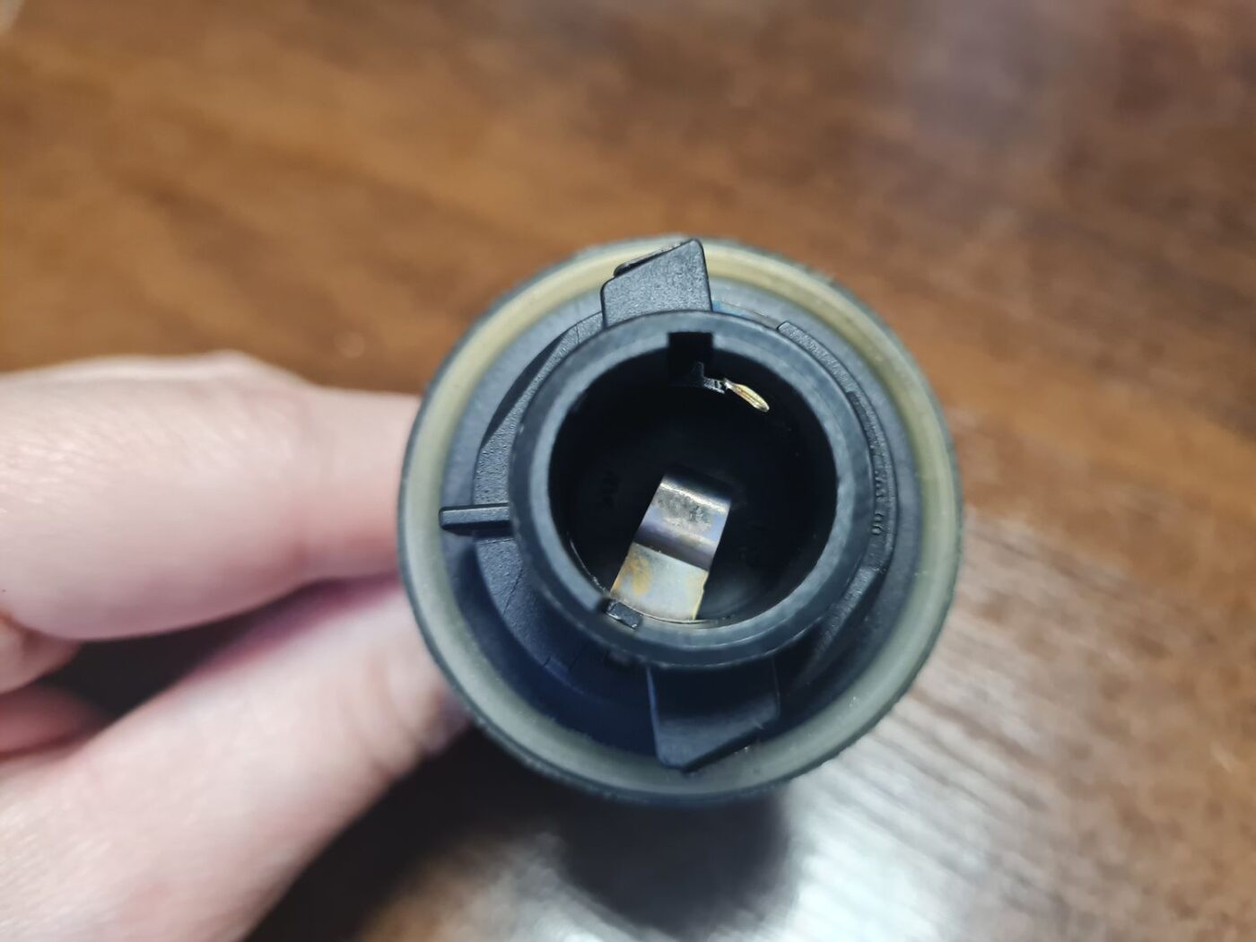 Spuldzes ligzda priekš BMW 530D E61 2006 TOURING BLUE