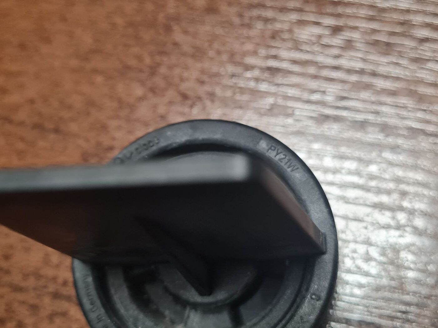 Spuldzes ligzda priekš BMW 530D E61 2006 TOURING BLUE