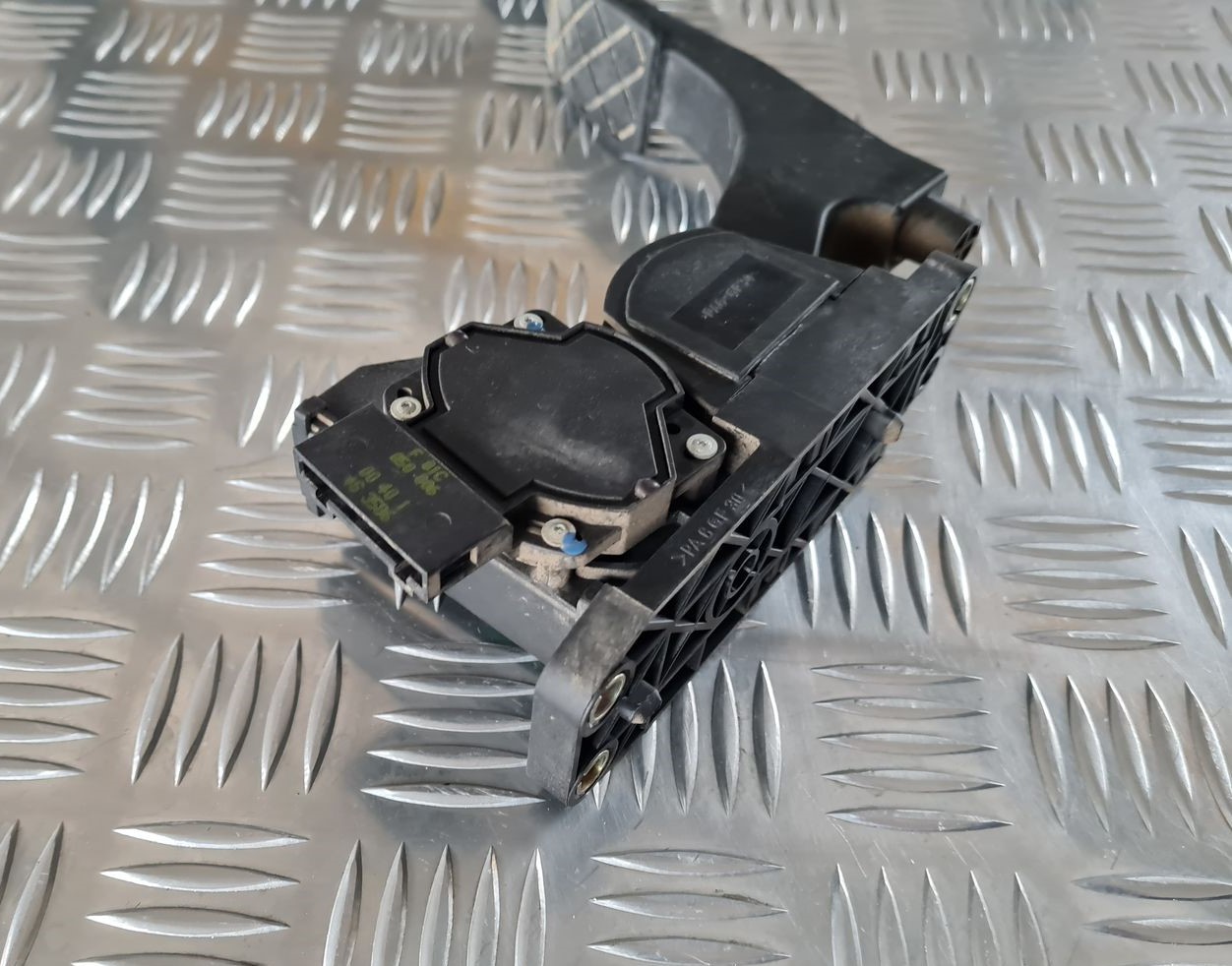 Gāzes pedālis priekš ŠKODA FABIA 2003 3 Gāzes pedālis priekš ŠKODA FABIA 2003