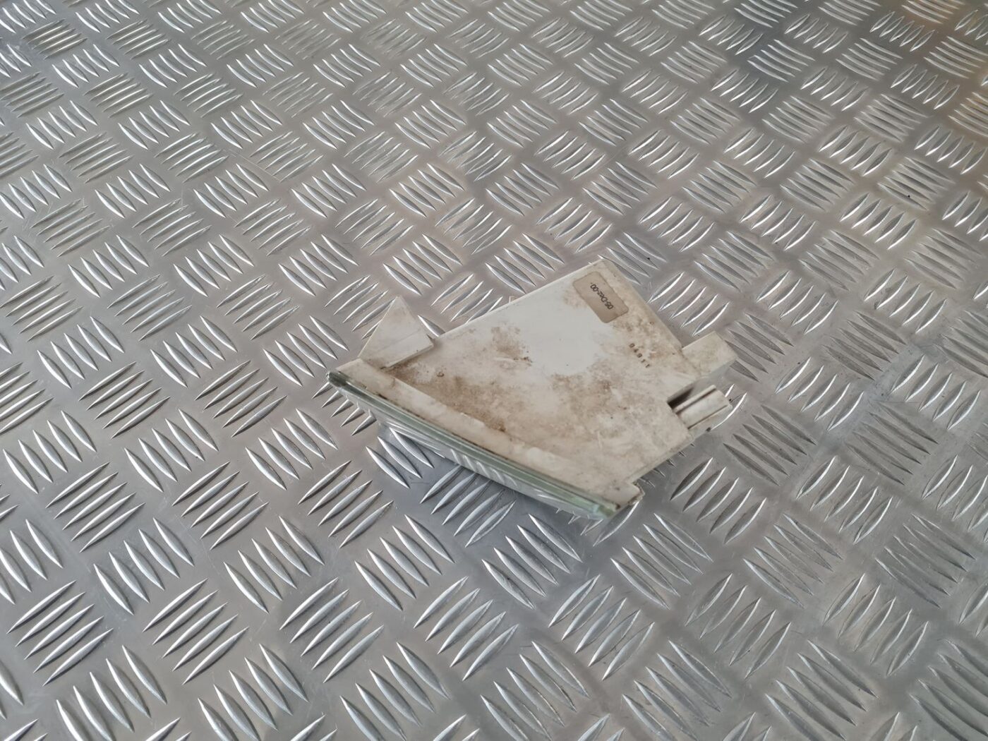 Miglas lukturis priekšā pa kreisi priekš ŠKODA FABIA 2003