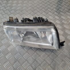 Priekšējais labais lukturis priekš ŠKODA FABIA 2003