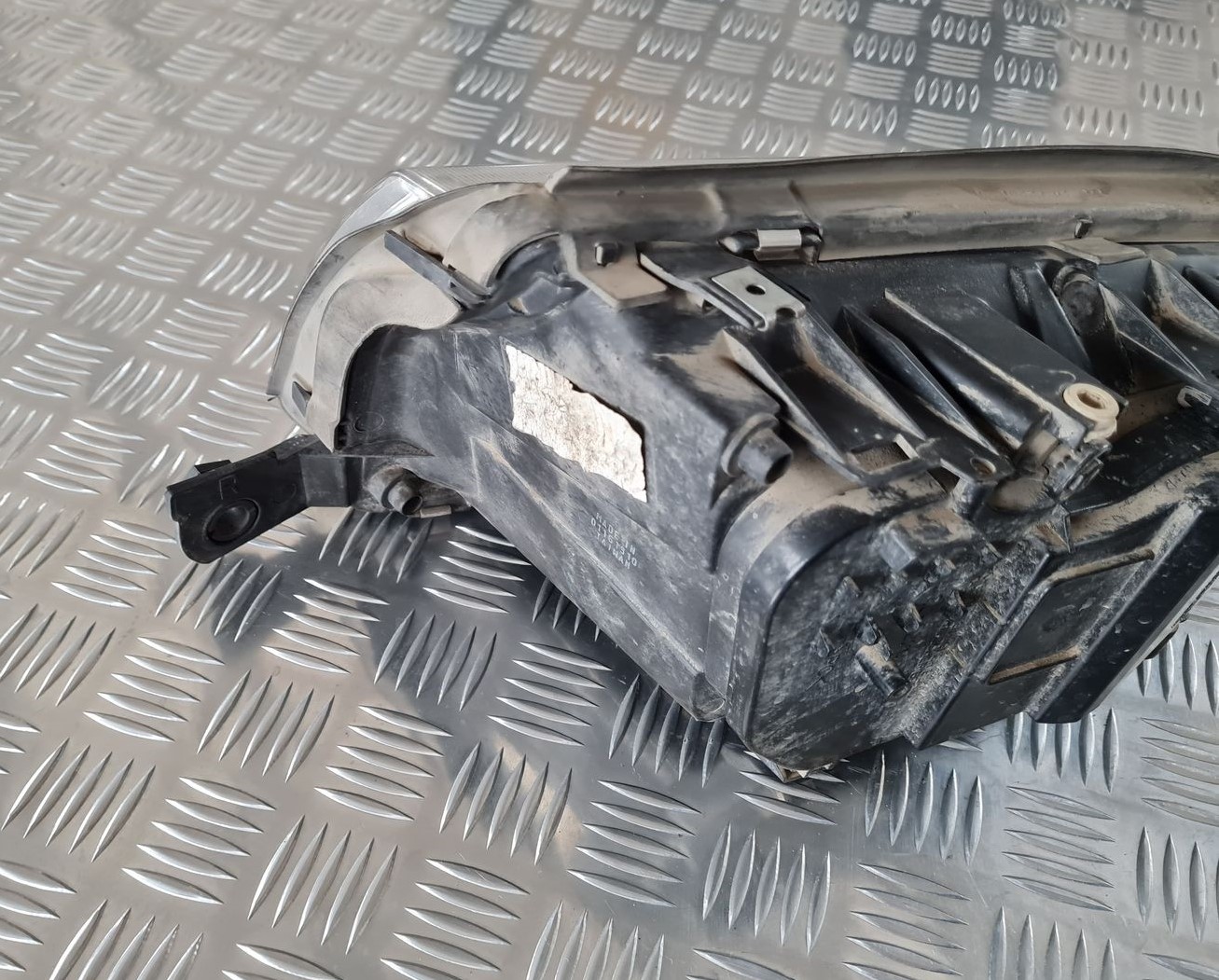 Priekšējais labais lukturis priekš ŠKODA FABIA 2003 6 Priekšējais labais lukturis priekš ŠKODA FABIA 2003