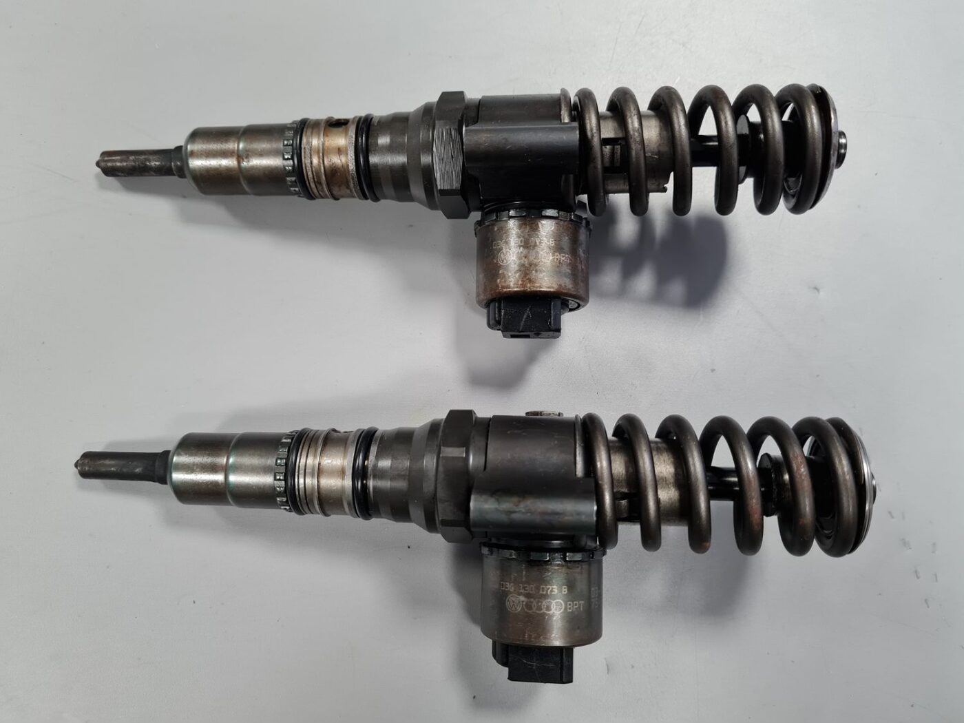 Degvielas smidzinātājs priekš VW PASSAT B6 2008 ANGL.