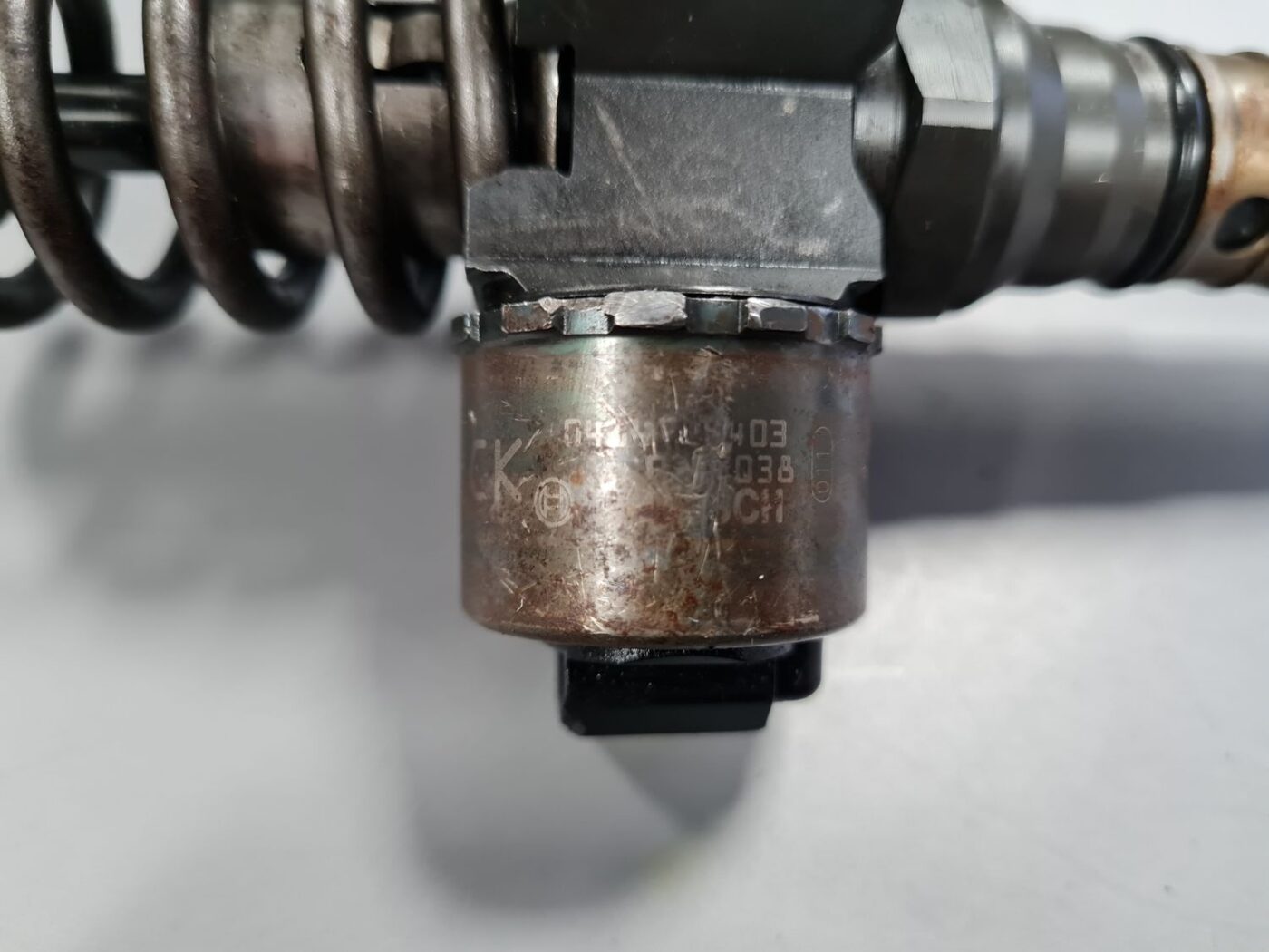 Degvielas smidzinātājs priekš VW PASSAT B6 2008 ANGL.