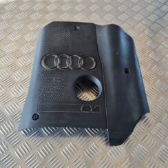 Dzinēja dekoratīvais vāks priekš AUDI A6 1998