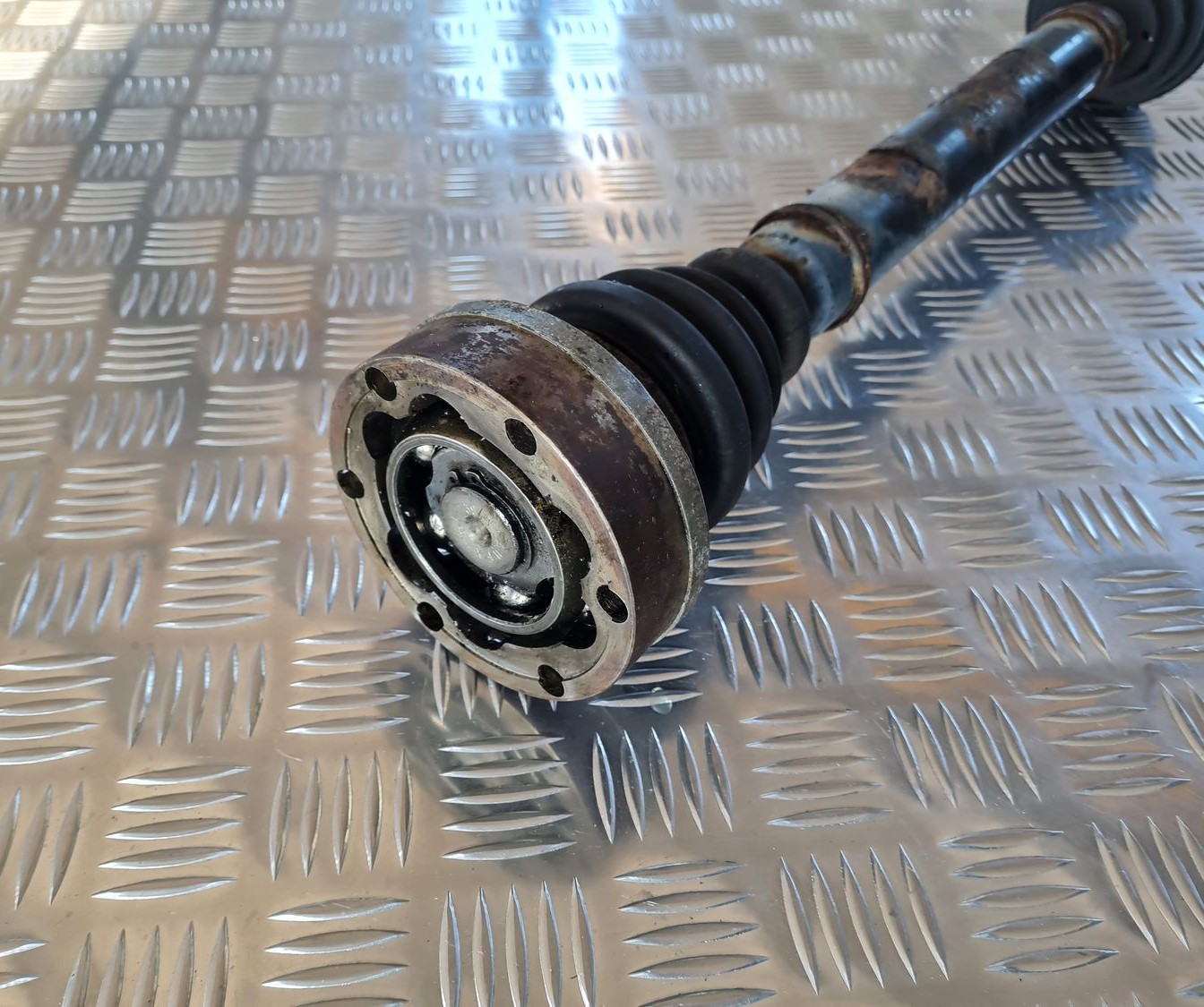 Pusass priekšēja labā priekš AUDI A6 1998