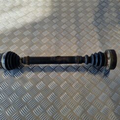 Pusass priekšējā kreisā priekš AUDI A6 1998