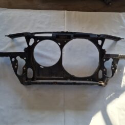 Priekšējā radiatora rāmis priekš AUDI A6 1998