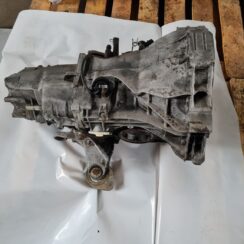 Mehāniska pārnesumkārba priekš AUDI A6 1998