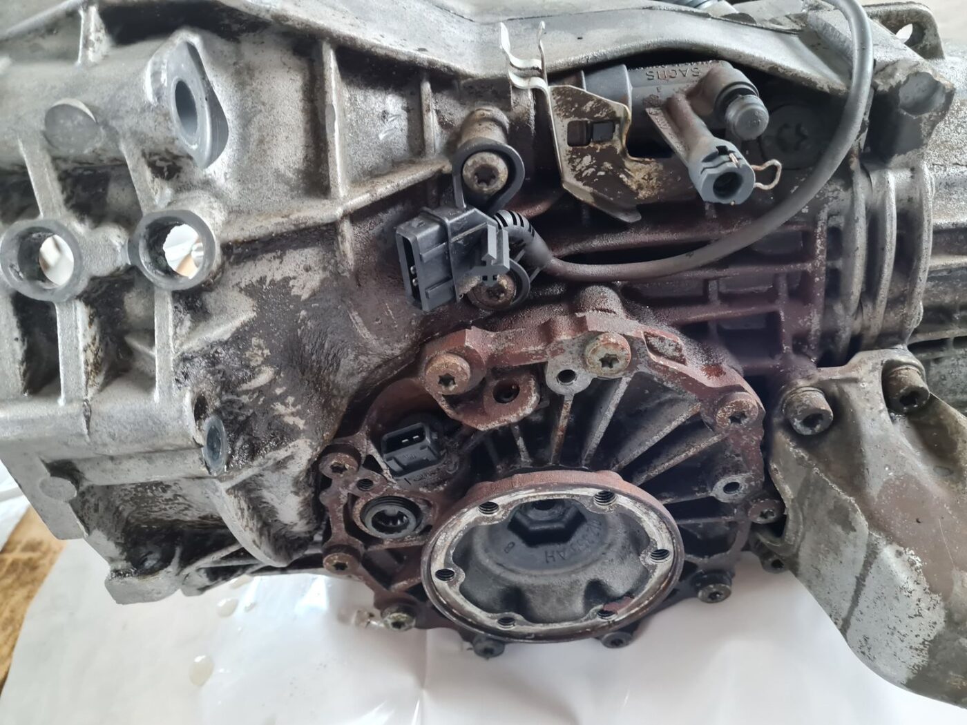 Mehāniska pārnesumkārba priekš AUDI A6 1998