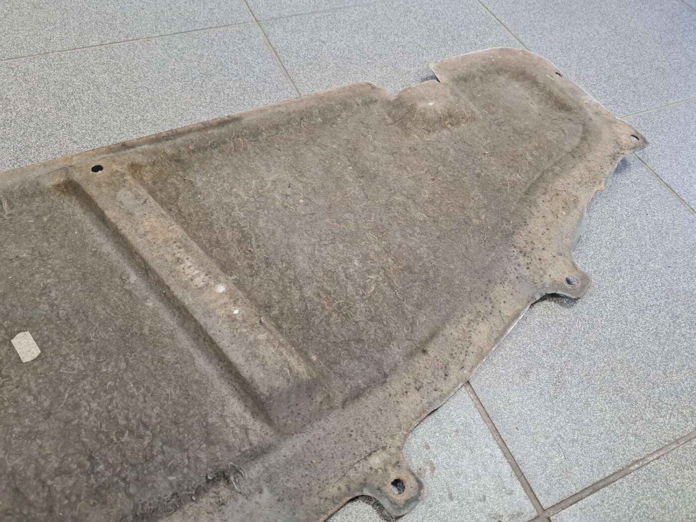 Pārsega trokšņa izolācija priekš OPEL MERIVA 2004 3 Pārsega trokšņa izolācija priekš OPEL MERIVA 2004