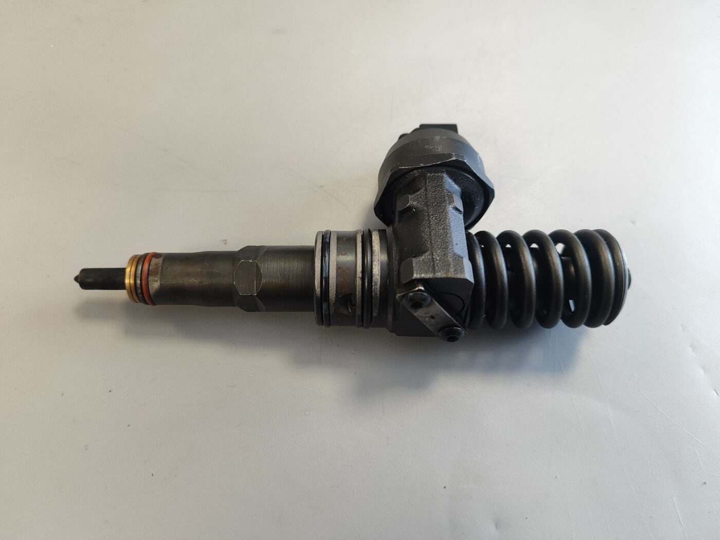 Degvielas smidzinātājs priekš AUDI A4 2007 5 Degvielas smidzinātājs priekš AUDI A4 2007